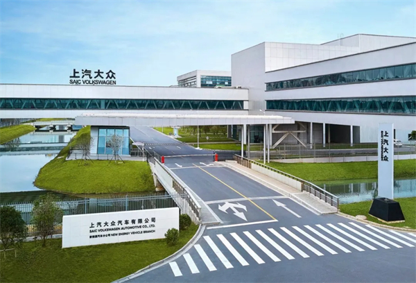 品牌丨合资品牌销冠续写传奇：上汽大众以"油电并进"迎战2025