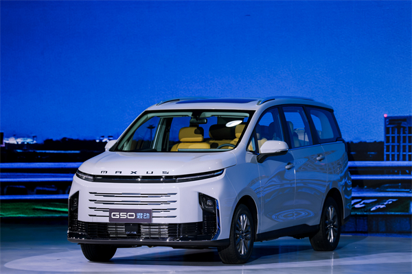 大空间、更省钱、长续航，“国民家用MPV”上汽大通G50混动MPV开启预售，满足家庭用车、旅游出行等全需求！
