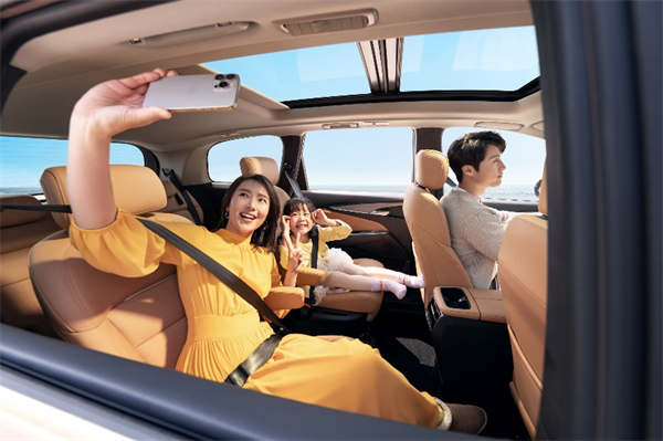 全球唯一10万级混动MPV——上汽大通 G50 混动上市，售价13.98万起